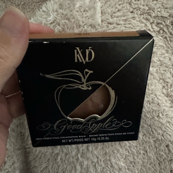 NIB KVD GOOD APPLE SKIN PERFECTING FOUNDATION BALM Tan 074 kat von d - Picture 4 of 12